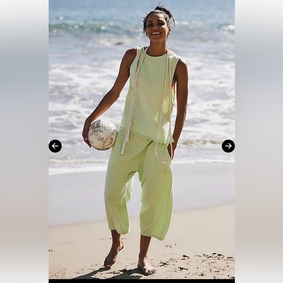 FP Movement Hot Shot Relaxed Set - Lemongrass Size Large Like New Retail $70 - Picture 3 of 7